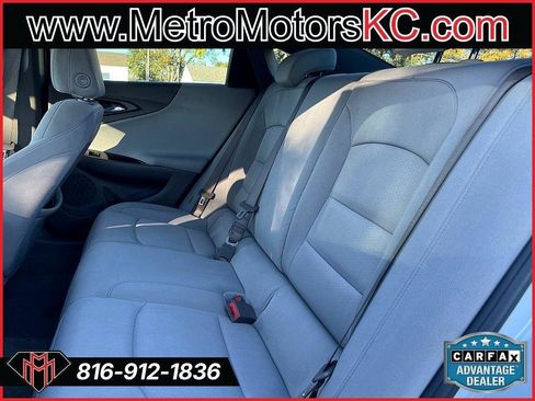 Used 2021 Chevrolet Malibu LS FWD image 25