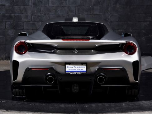 Used 2020 Ferrari 488 Pista Coupe image 17