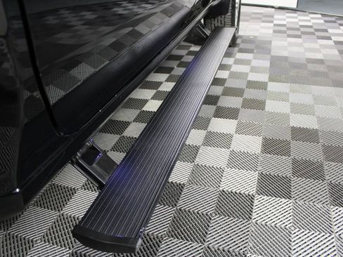 Used 2022 GMC Sierra 3500 SLT image 15