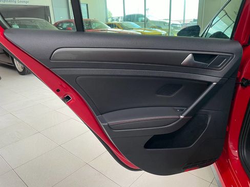 Used 2020 Volkswagen GTI SE image 19