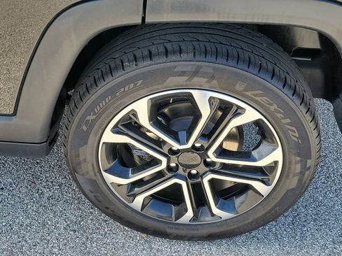Used 2022 Jeep Compass Limited AWD/4WD image 26