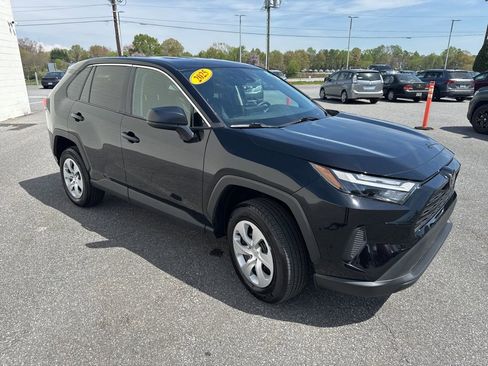 Used 2025 Toyota RAV4 LE image 3