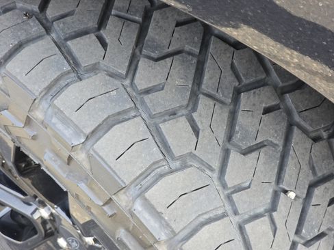 Used 2022 Ford F150 XLT w/ Equipment Group 302A High image 4