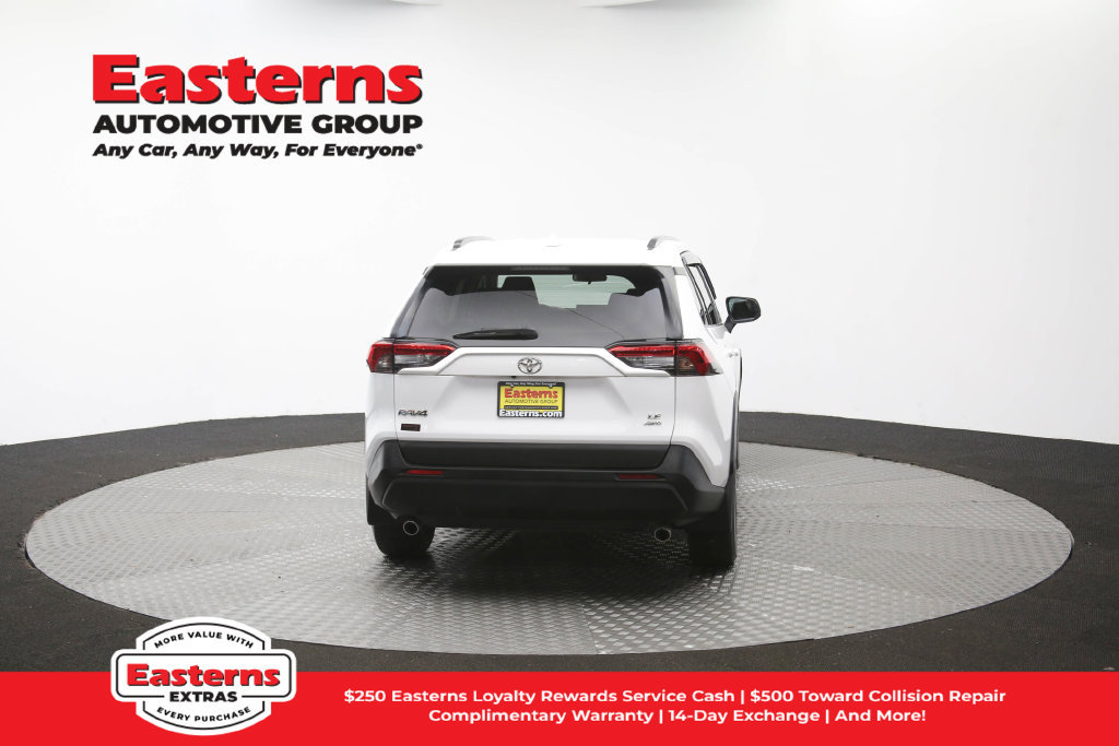 Used 2020 Toyota RAV4 LE w/ All Weather Liner Package AWD/4WD image 38