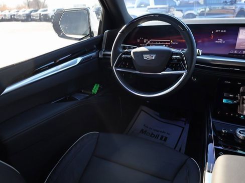 Used 2026 Cadillac Escalade Sport w/ Touring Package image 19