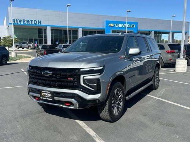 Certified 2025 Chevrolet Suburban Z71 AWD/4WD image 12