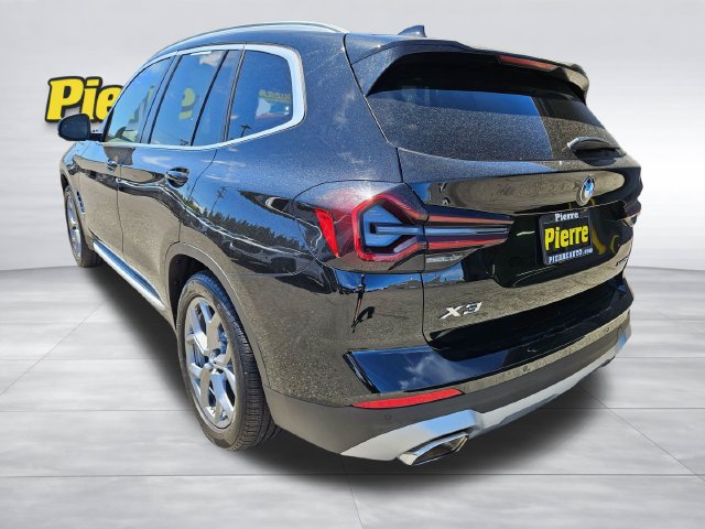 Used 2024 BMW X3 xDrive30i AWD/4WD image 3