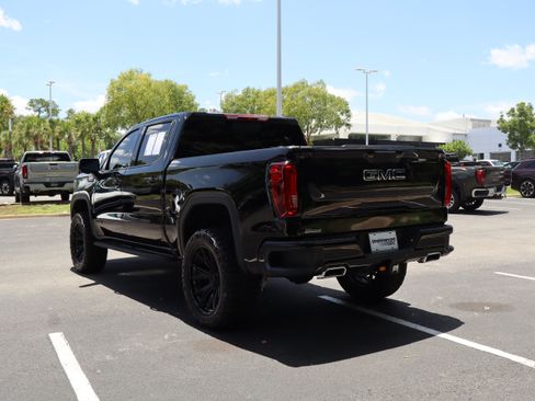 Used 2026 GMC Sierra 1500 AT4 w/ AT4 Premium Package AWD/4WD image 3