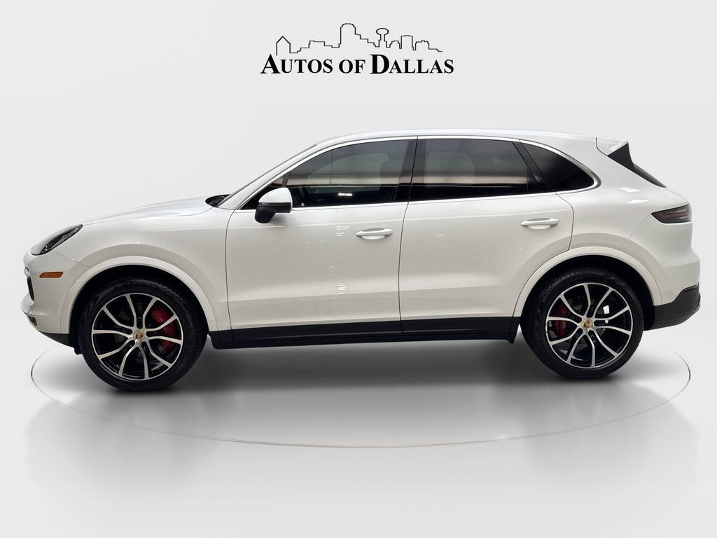 Used 2022 Porsche Cayenne w/ Premium Package AWD/4WD image 11