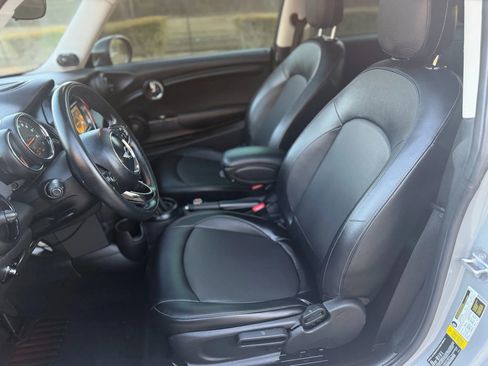 Used 2017 MINI Cooper 2-Door Hardtop image 13