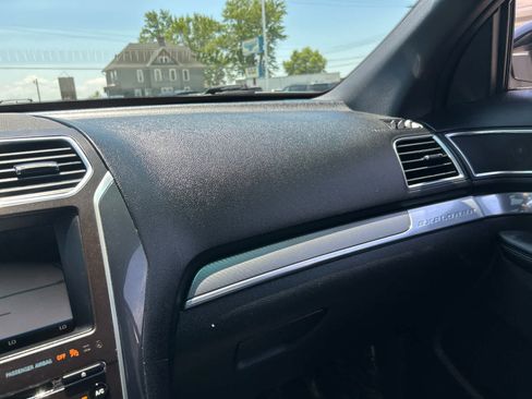 Used 2016 Ford Explorer Sport w/ Equipment Group 401A AWD/4WD image 21