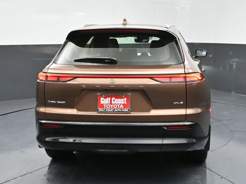 New 2025 Toyota Crown Signia image 19