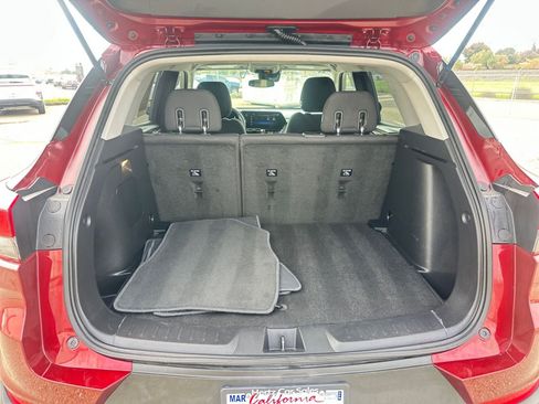 Used 2025 Chevrolet TrailBlazer LT image 31