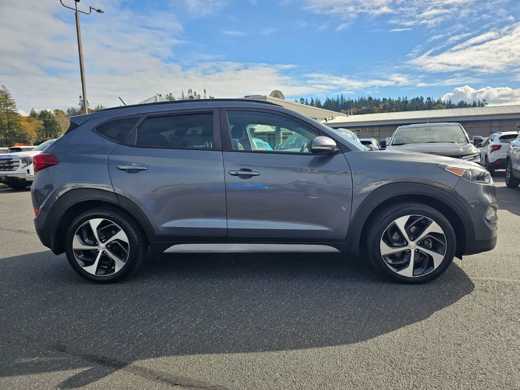 Used 2017 Hyundai Tucson Value AWD/4WD image 2