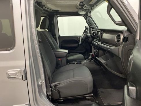 Used 2019 Jeep Wrangler Unlimited Sport S image 26