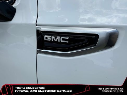Used 2024 GMC Yukon XL Denali RWD image 38