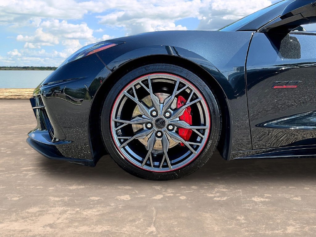 Used 2023 Chevrolet Corvette Stingray Premium Conv RWD image 32