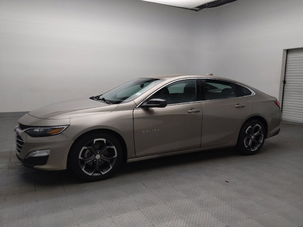 Used 2022 Chevrolet Malibu LT FWD image 2
