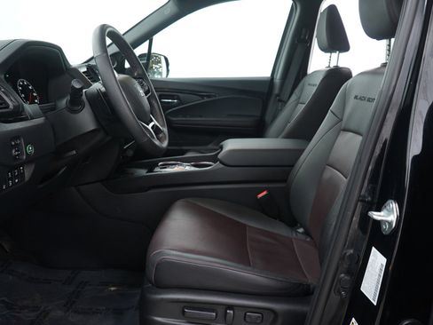 Used 2024 Honda Ridgeline Black Edition image 25