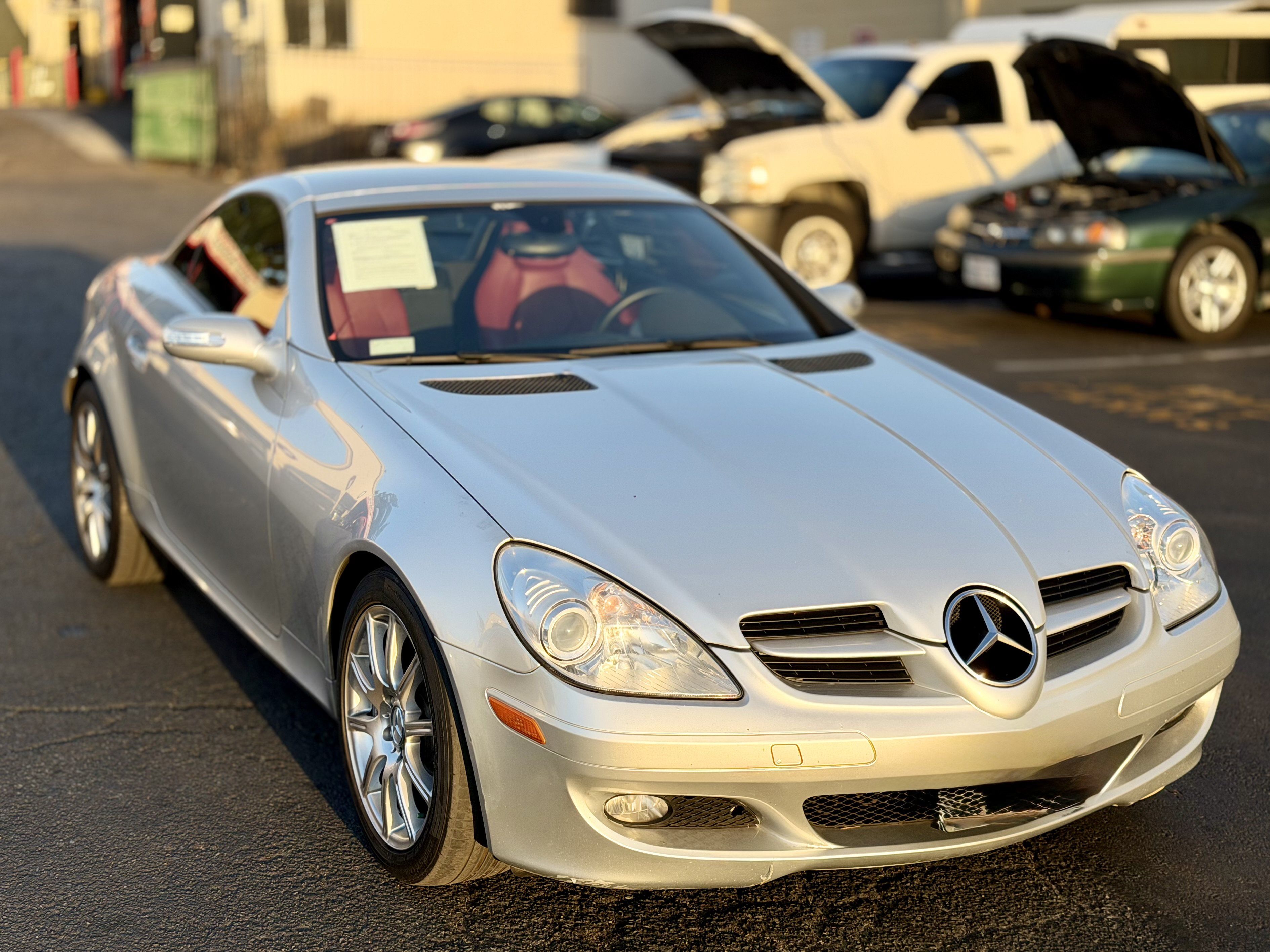 Used 2005 Mercedes-Benz SLK 350 w/ Premium Pkg image 15