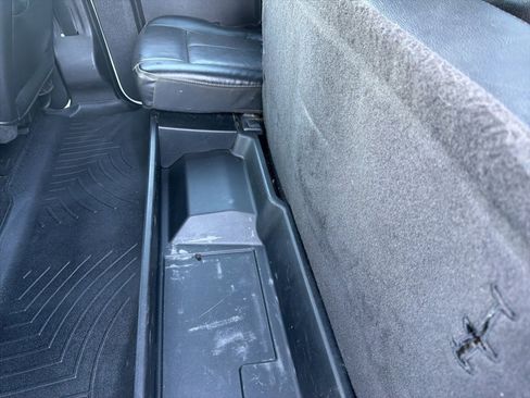 Used 2015 Ford F350 Lariat w/ Chrome Package image 12