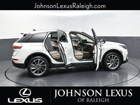 Used 2024 Lincoln Corsair FWD w/ Equipment Group 102A image 24