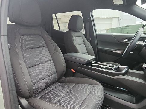 New 2026 Chevrolet Equinox LT w/ Safety and Technology Package image 23