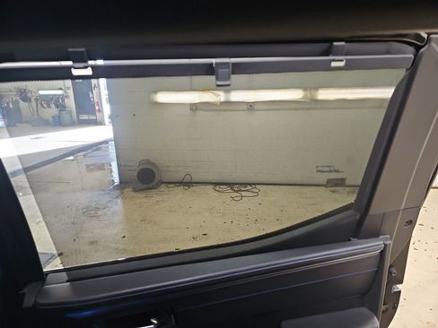 Used 2022 Toyota Tundra Platinum image 34