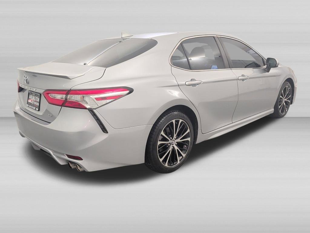 Used 2020 Toyota Camry SE FWD image 5