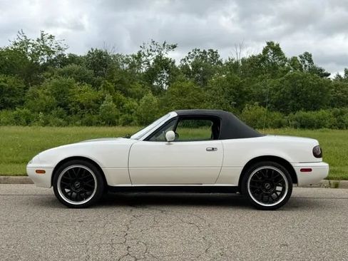 Used 1990 MAZDA MX-5 Miata RWD image 39