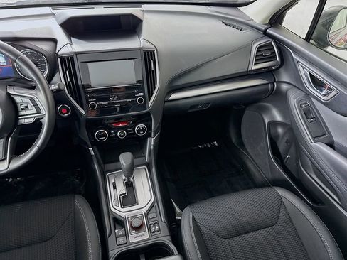 Used 2023 Subaru Forester Premium image 27