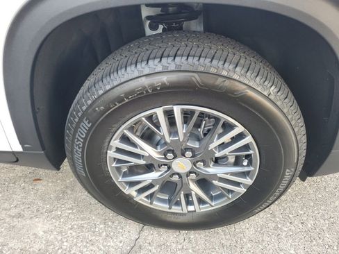 New 2026 Chevrolet Traverse LT w/ LPO, Floor Liner Package image 12