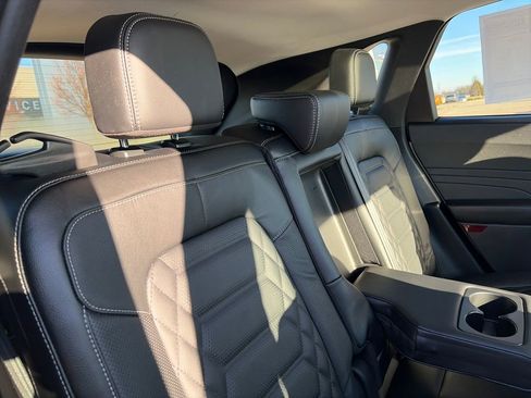 Used 2024 Ford Escape Platinum w/ Premium Technology Package image 36