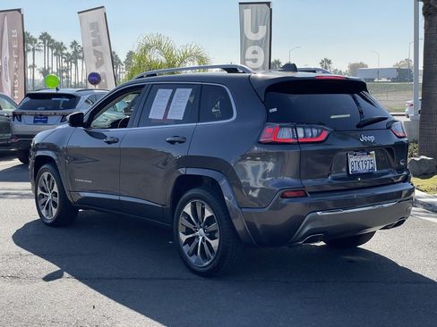 Certified 2019 Jeep Cherokee Overland image 5