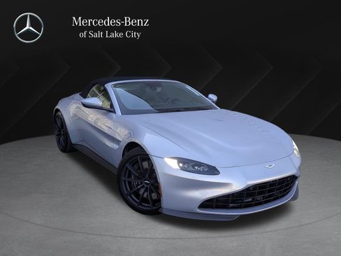 Used 2021 Aston Martin V8 Vantage Roadster image 1