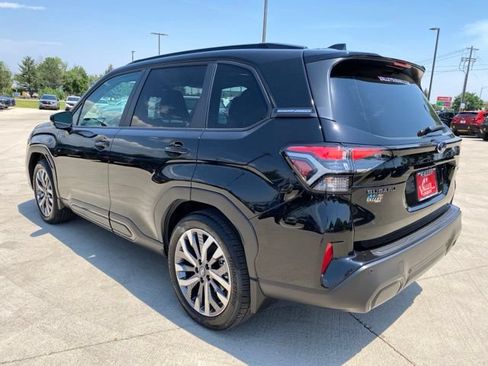 New 2026 Subaru Forester Touring AWD/4WD image 3