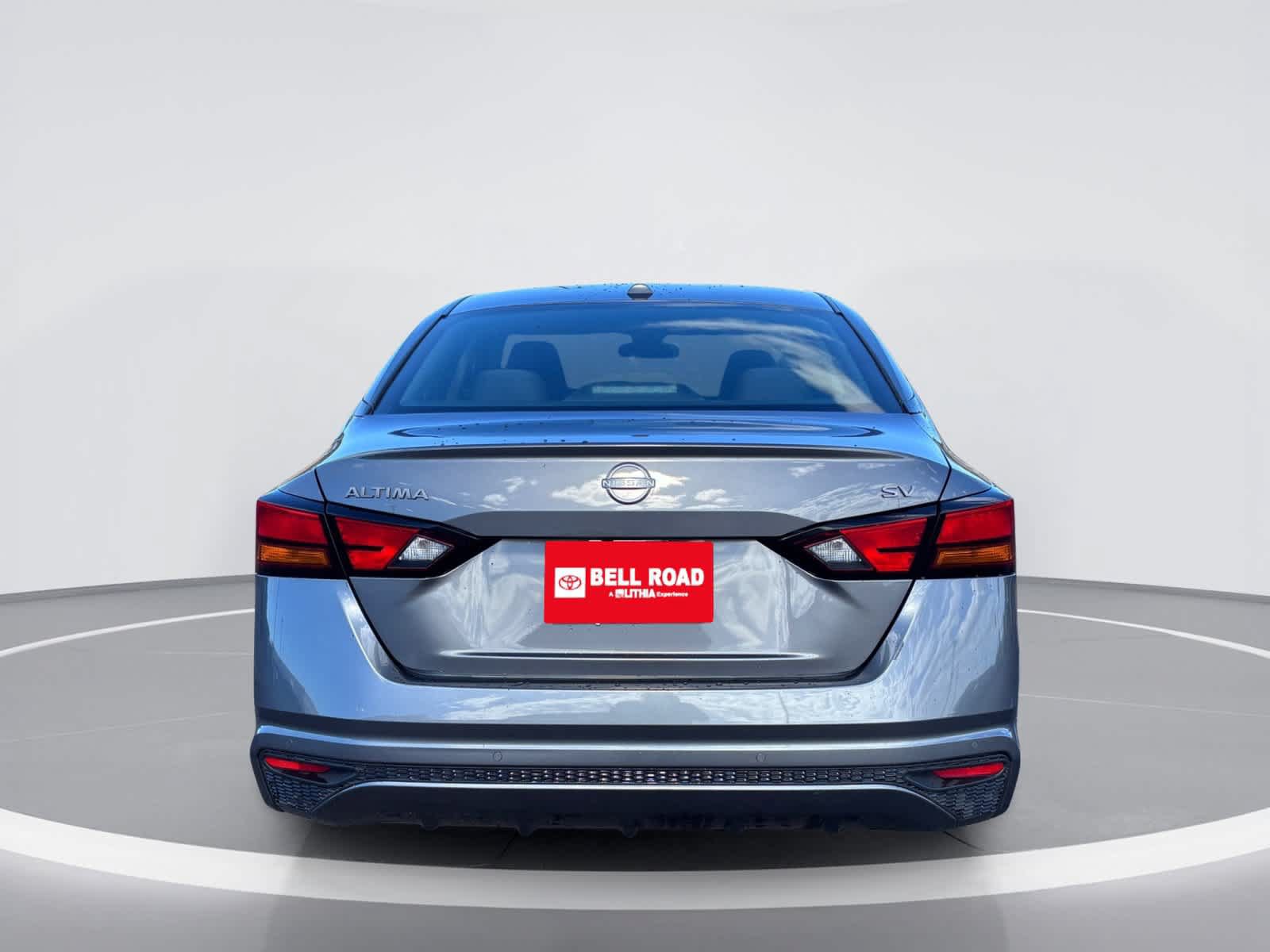 Used 2024 Nissan Altima 2.5 SV FWD image 8