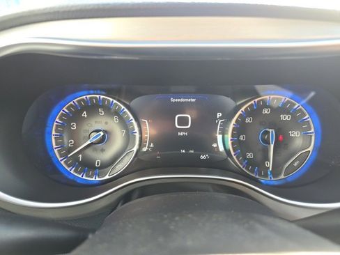 New 2026 Chrysler Pacifica Pinnacle w/ Trailer Tow Group image 27