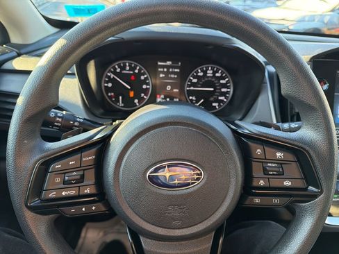 Used 2024 Subaru Crosstrek 2.0i Premium image 24