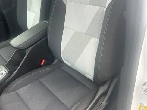 Used 2025 Chevrolet Trax RS w/ Driver Confidence Package FWD image 6