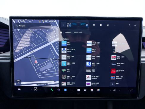 Used 2023 Tesla Model X image 22