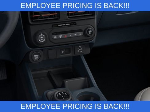 New 2026 Ford Maverick Lariat AWD/4WD image 16