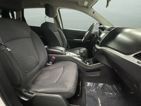 Used 2017 Dodge Journey SE FWD image 20