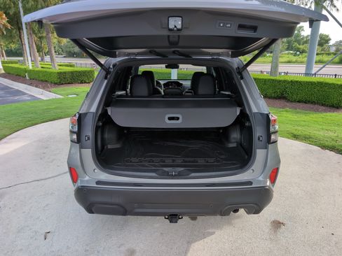 Used 2025 Subaru Forester Touring w/ Popular Package - Touring AWD/4WD image 32