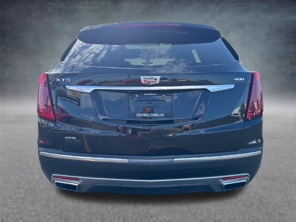 Used 2023 Cadillac XT5 Premium Luxury w/ LPO, Floor Liner Package AWD/4WD image 7