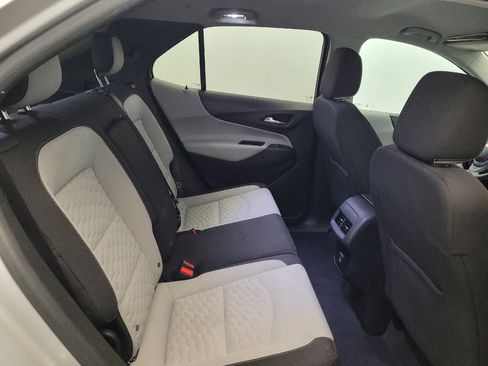 Used 2020 Chevrolet Equinox LT AWD/4WD image 19