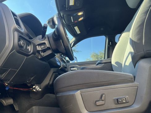 Certified 2022 RAM 2500 Big Horn w/ Level A Equipment Group image 8