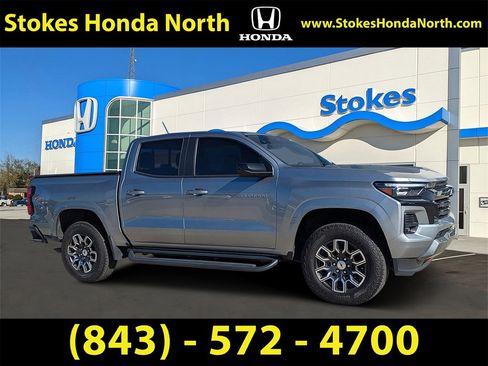 Used 2023 Chevrolet Colorado Z71 w/ Z71 Convenience Package 2 image 1