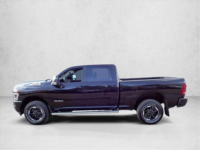Used 2025 RAM 3500 Laramie AWD/4WD image 2