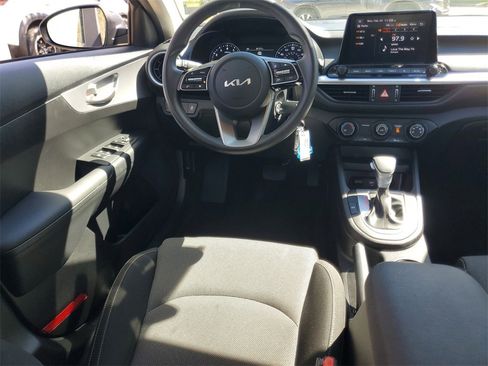 Used 2024 Kia Forte LXS w/ LXS Technology Package image 13